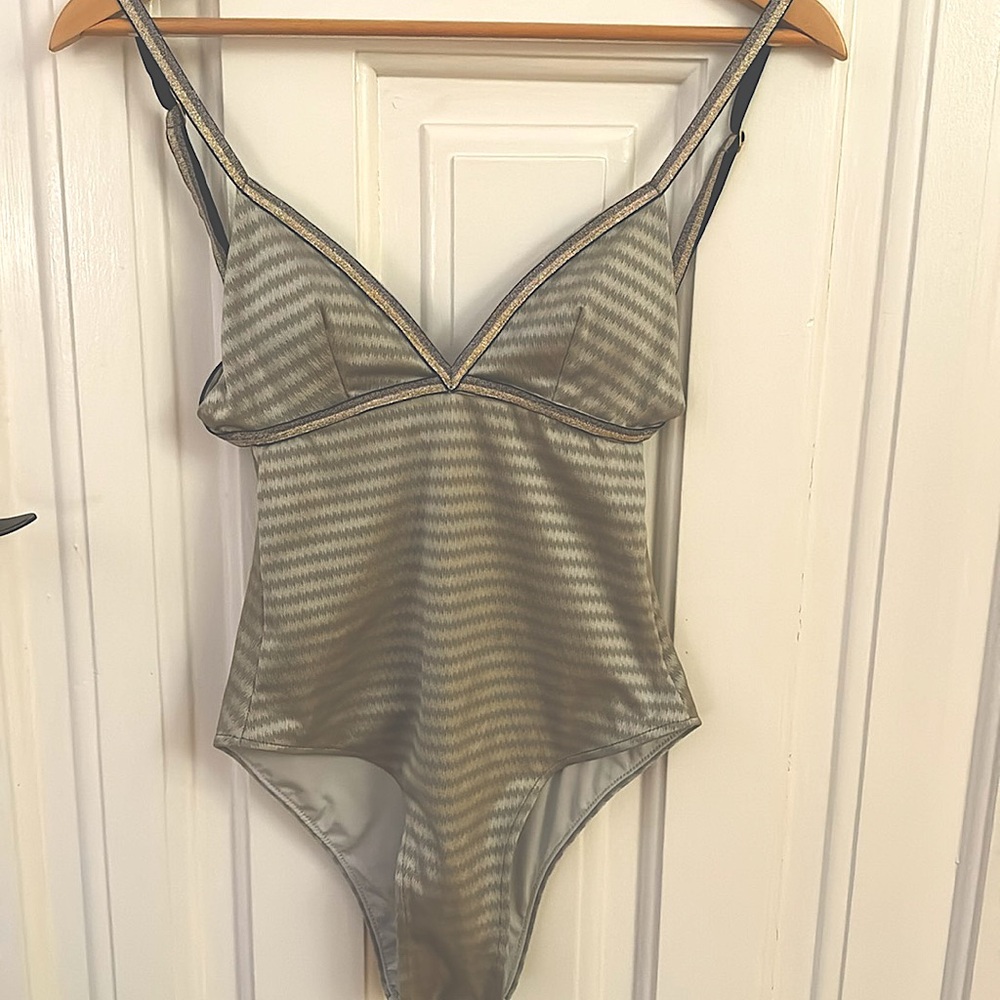 Despi Swimwear Gold One Piece Swimsuit Cheeky Bottoms Size Small